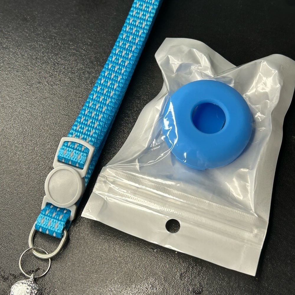 Blue Cat Collar with Reflective Pattern - Picture 2 of 2